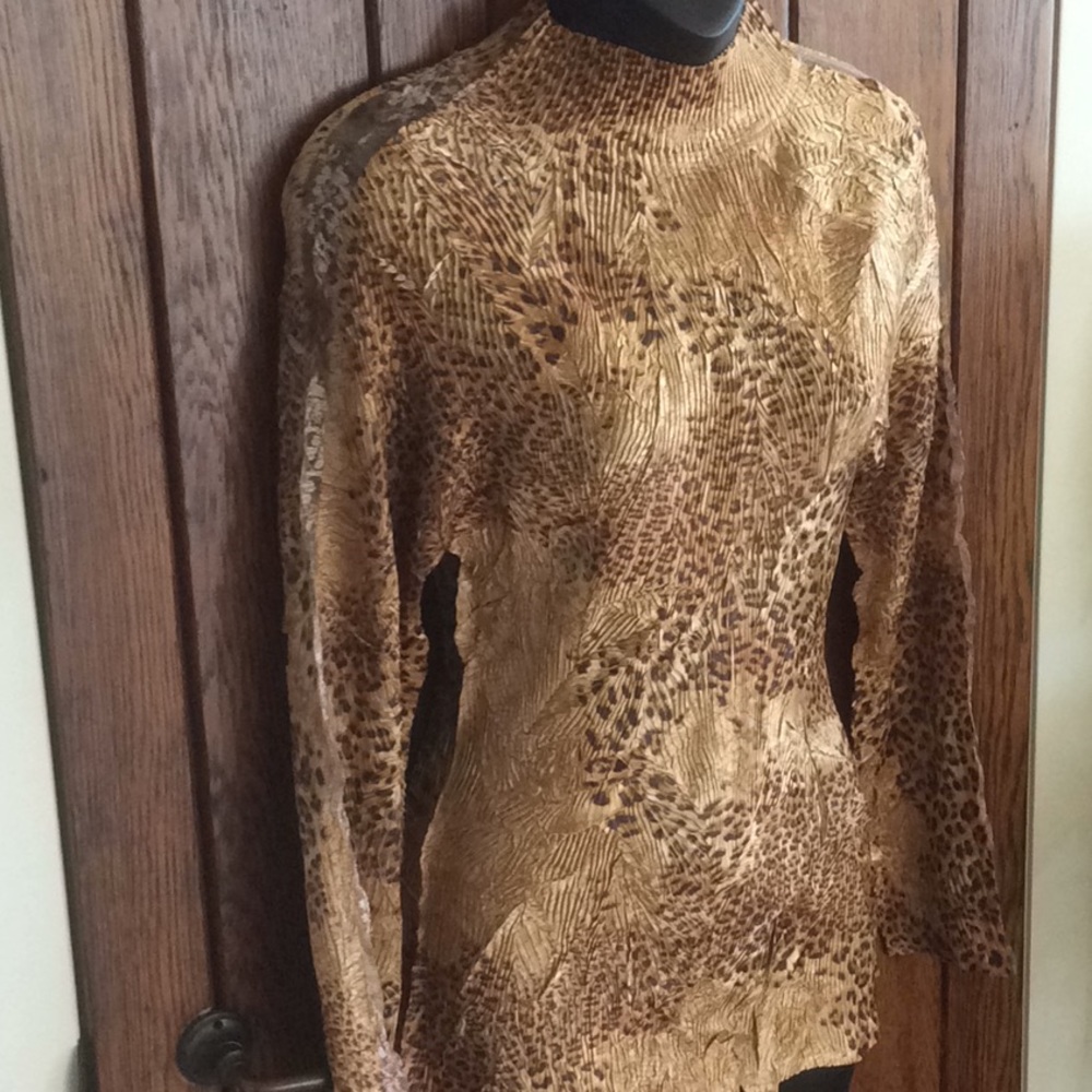 Cache lite weight crinkle turtleneck AWESOME!
